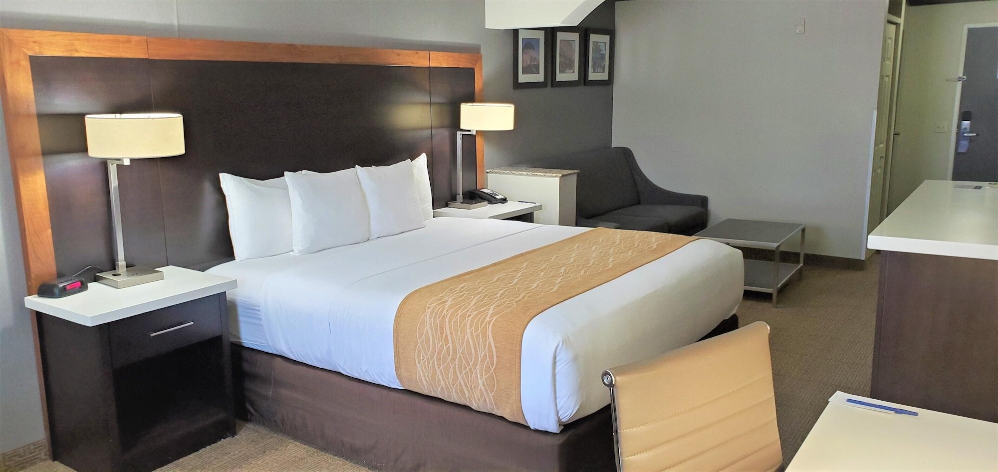 Comfort Inn & Suites Near Universal - N Hollywood - Burbank Los Angeles Esterno foto