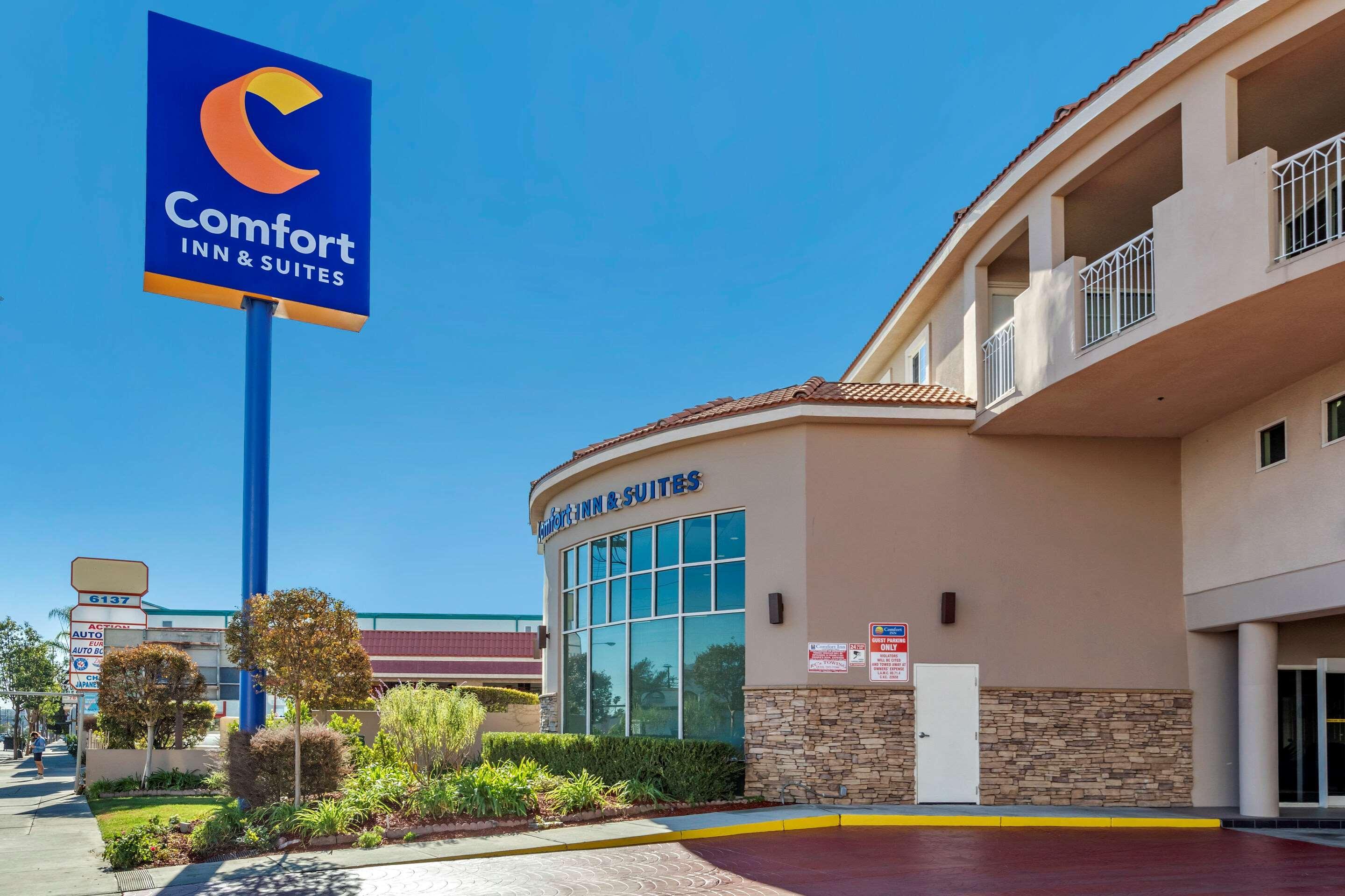 Comfort Inn & Suites Near Universal - N Hollywood - Burbank Los Angeles Esterno foto