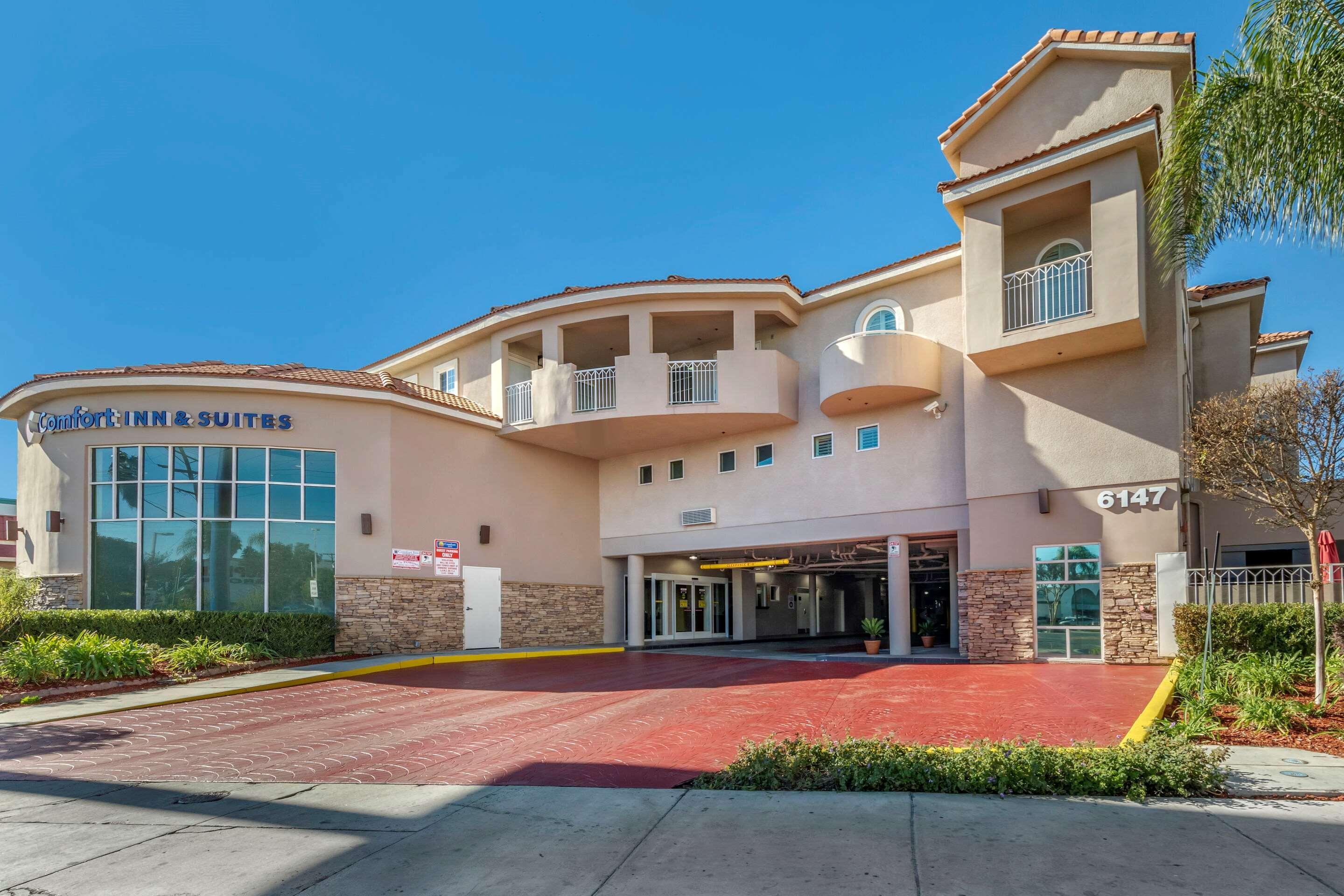 Comfort Inn & Suites Near Universal - N Hollywood - Burbank Los Angeles Esterno foto